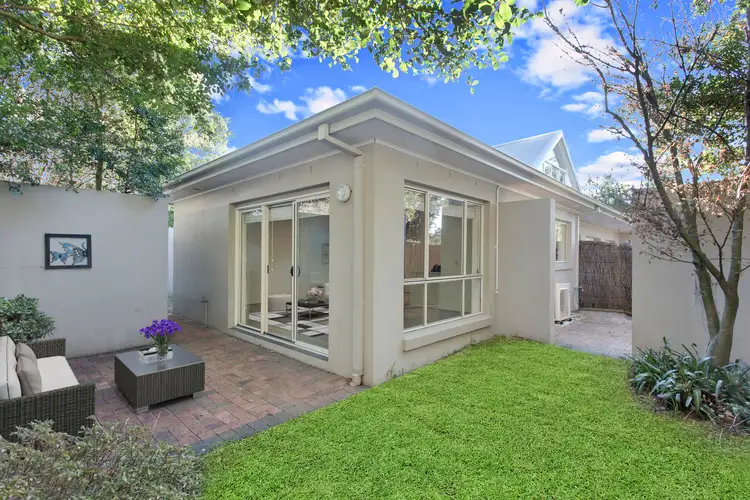 1/2 Ferguson Street, Forestville NSW 2087