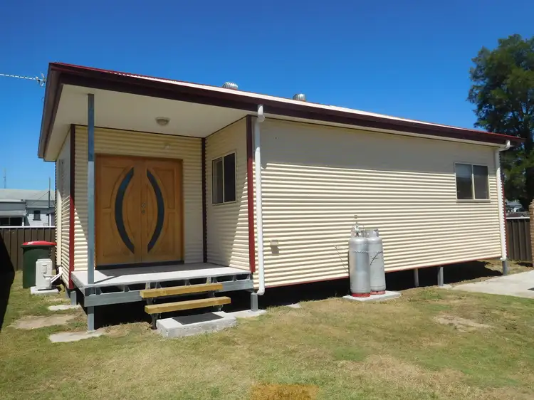 19a Maclean Street