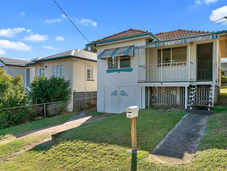 38 Rita Street, Holland Park QLD 4121