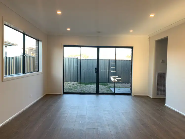 Fifth view of Homely house listing, 16 Wollemia Street, Craigieburn VIC 3064