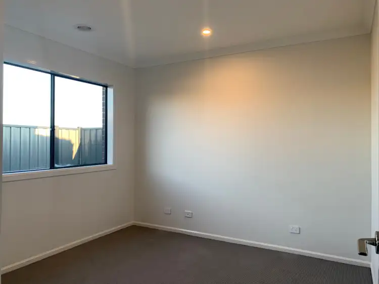 Sixth view of Homely house listing, 16 Wollemia Street, Craigieburn VIC 3064