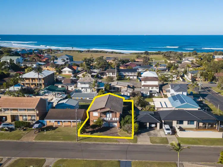 Second view of Homely house listing, 33 Macquarie Grove, Caves Beach NSW 2281