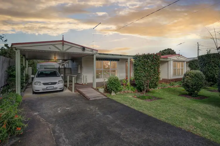 31 Moorfield Avenue, Capel Sound VIC 3940