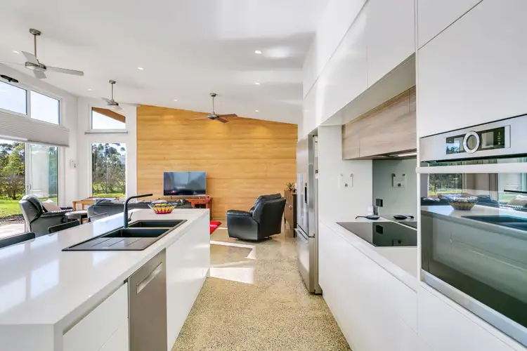 Fifth view of Homely house listing, 10 Stirling Court, Strathalbyn SA 5255