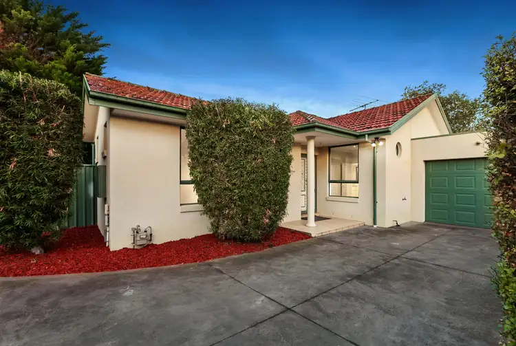 2/169 Purinuan Road, Reservoir VIC 3073