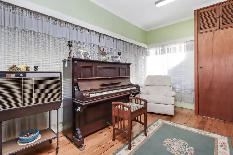 Fifth view of Homely house listing, 18 Larien Crescent, Birrong NSW 2143