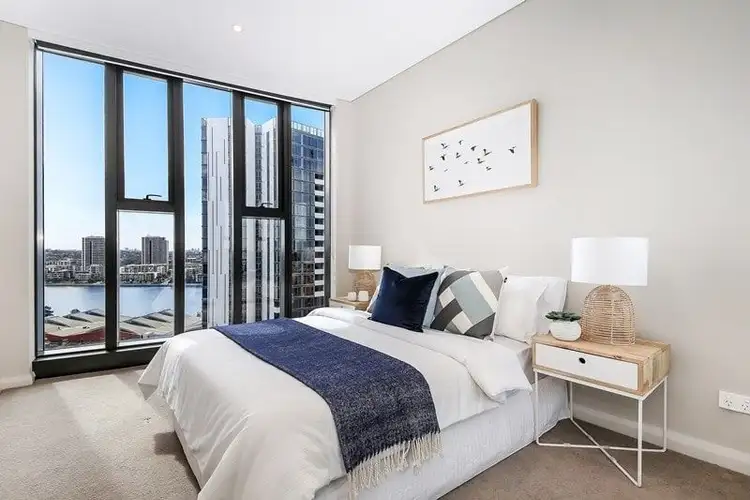 2 Waterways Street