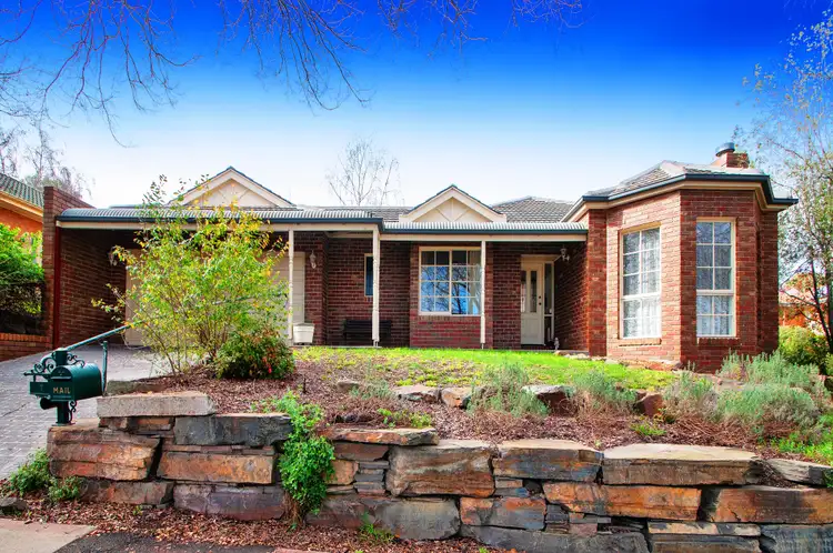 7 Yarraridge Drive, Chirnside Park VIC 3116