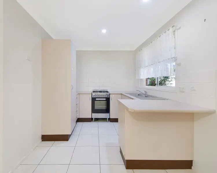Fifth view of Homely house listing, 9 Poppy Place, Macquarie Fields NSW 2564