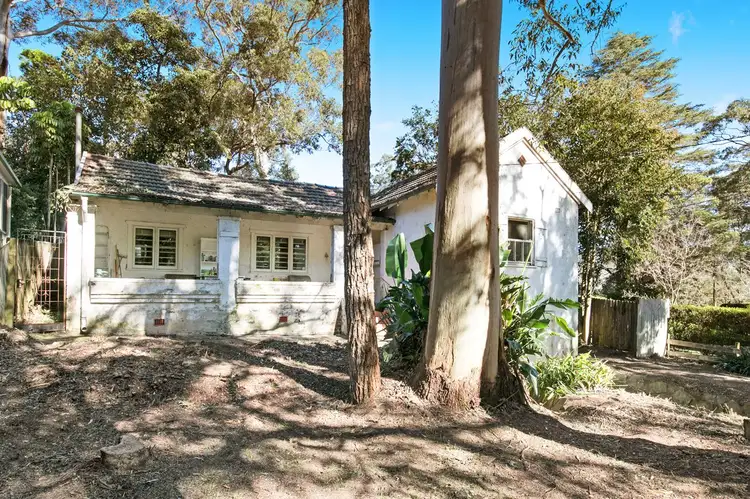 11 Mahratta Avenue, Wahroonga NSW 2076