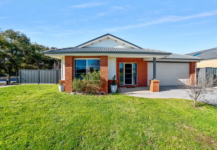 252 Station Street, Epsom VIC 3551