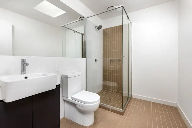 Fifth view of Homely apartment listing, 204/5 Zenith Rise, Bundoora VIC 3083