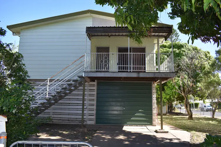 19 Garnet Street, Emerald QLD 4720