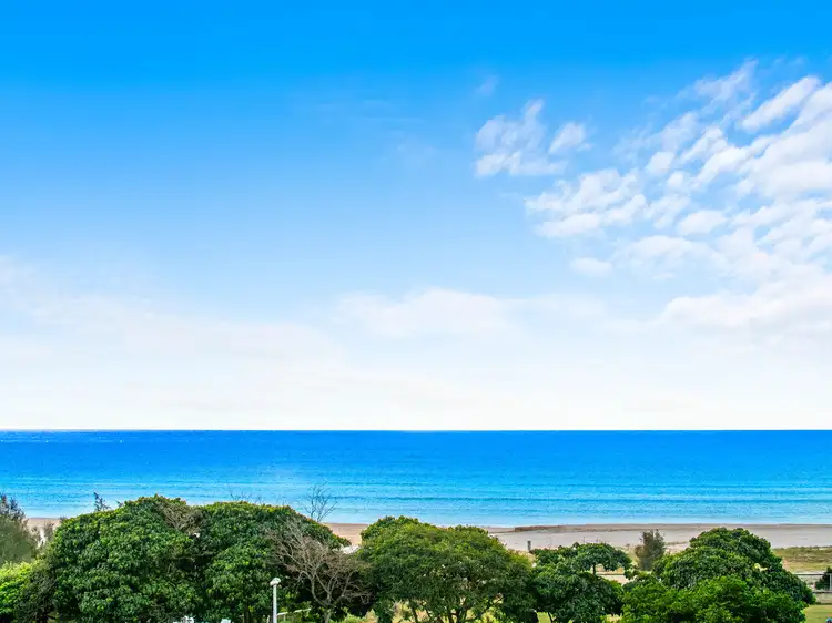 208/2 Creek Street, Coolangatta QLD 4225