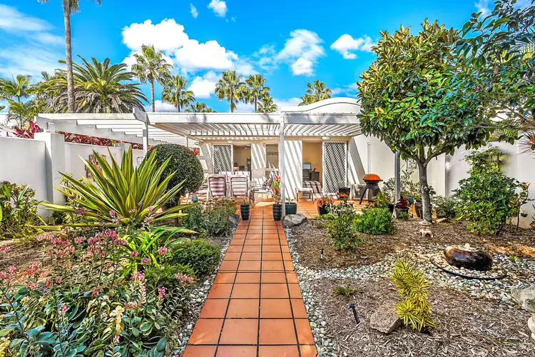 12/100 'Adrianna' Cotlew Street, Southport QLD 4215