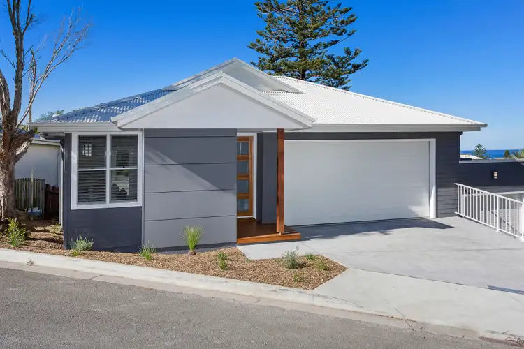 Main view of Homely house listing, 10 Tuckerman Lane, Coledale NSW 2515