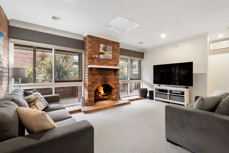 Second view of Homely house listing, 6 Kenmore Court, Frankston VIC 3199
