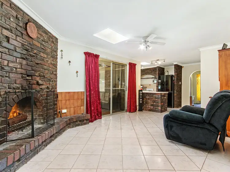 Fifth view of Homely house listing, 6 Malbeling Close, Hillman WA 6168