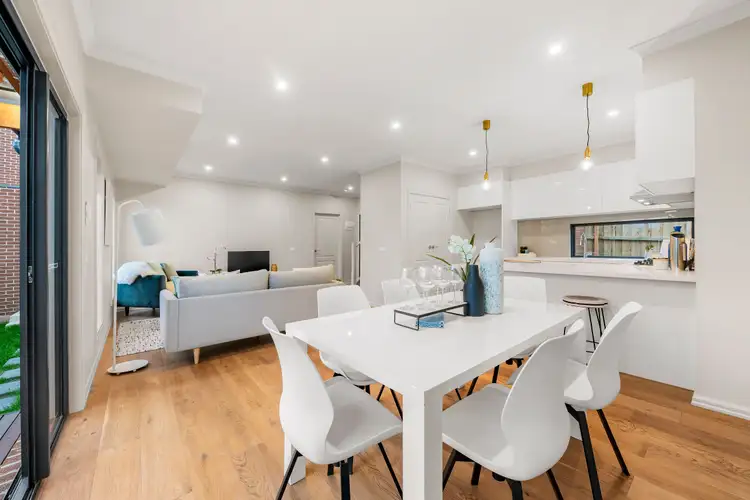 Fourth view of Homely townhouse listing, 2/34 Ireland Street, Ringwood VIC 3134