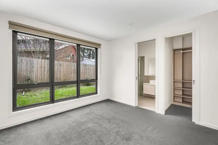 Sixth view of Homely house listing, 2/8 Phillipdale Court, Ferntree Gully VIC 3156