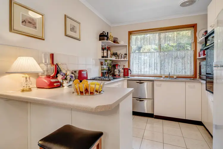 Fifth view of Homely house listing, 6 Ella Close, Palmerston ACT 2913