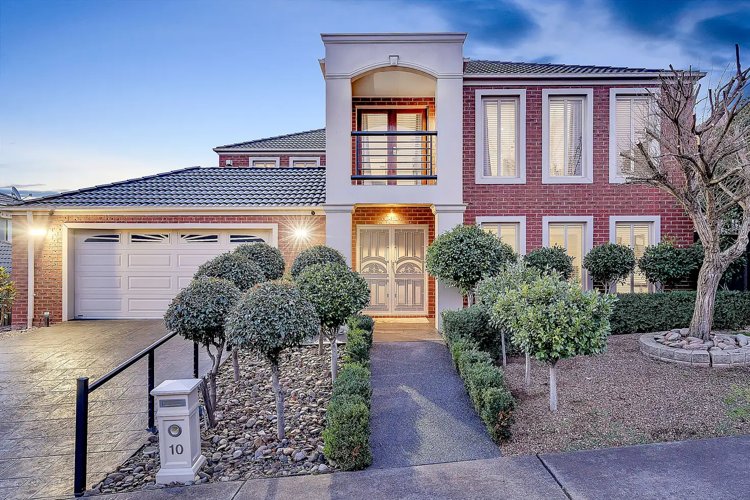 Main view of Homely house listing, 10 Eagleview Way, Craigieburn VIC 3064