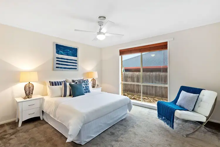 Sixth view of Homely house listing, 18 Esta Court, Carrum Downs VIC 3201