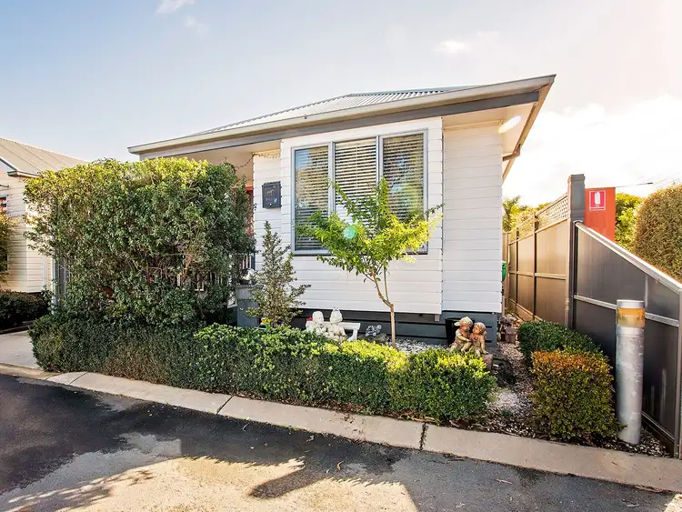 Unit 1, 65-73 Northern Highway (Sun River Home Park), Echuca VIC 3564