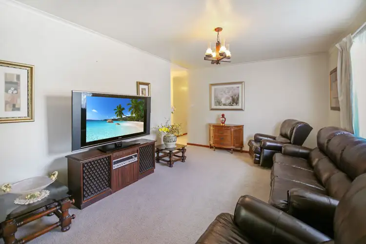 Third view of Homely house listing, 3 Hakea Court, Benalla VIC 3672