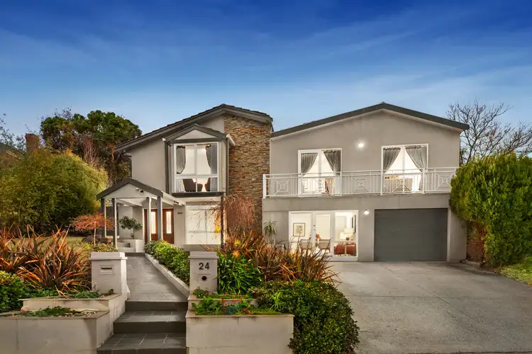 24 Santa Rosa Boulevard, Doncaster East VIC 3109