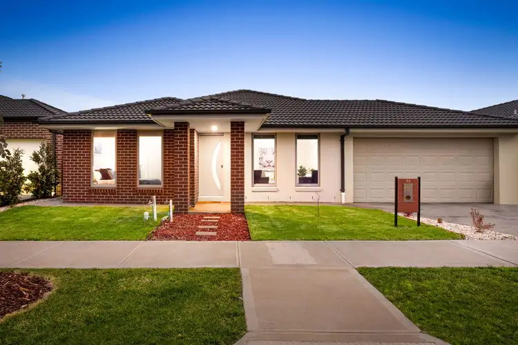Main view of Homely house listing, 32 Tolkien Boulevard, Officer VIC 3809