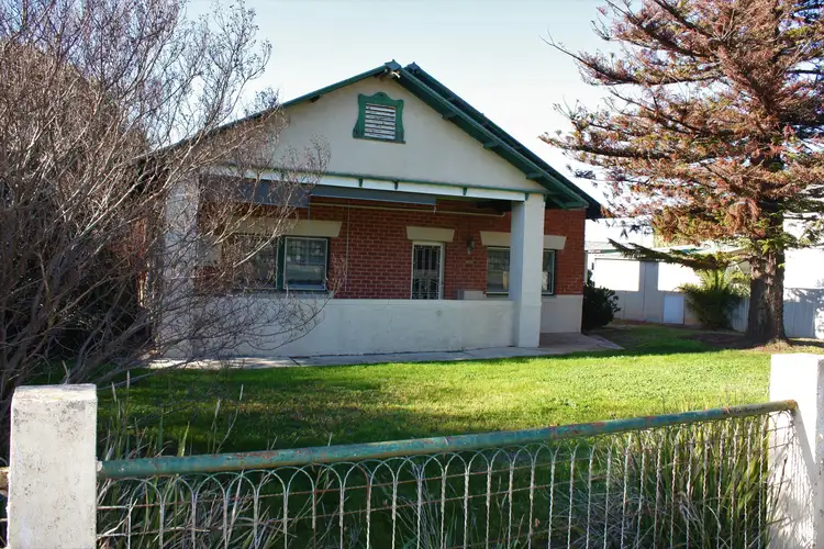 36 Bow Street, Corowa NSW 2646