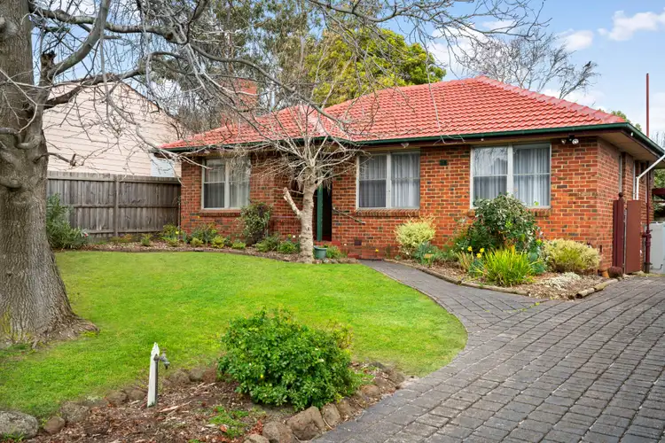 36 Hickory Crescent, Frankston North VIC 3200