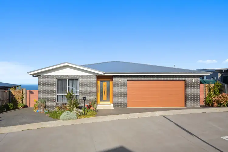 Main view of Homely house listing, 7 Arnold Crescent, Kiama NSW 2533