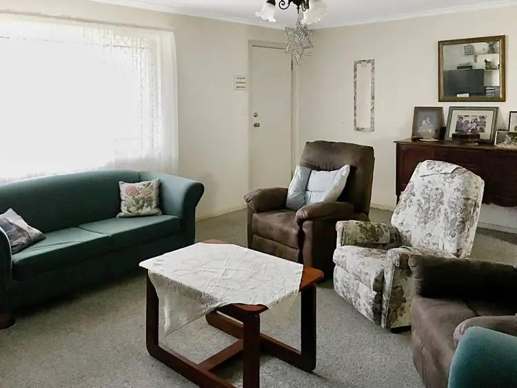 2 Abercorn Street, Orana WA 6330