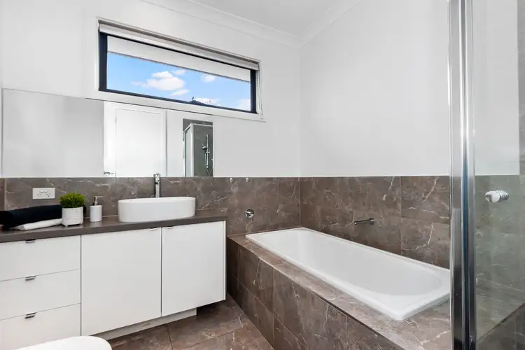 Sixth view of Homely townhouse listing, 2/57 Macrina Street, Oakleigh East VIC 3166