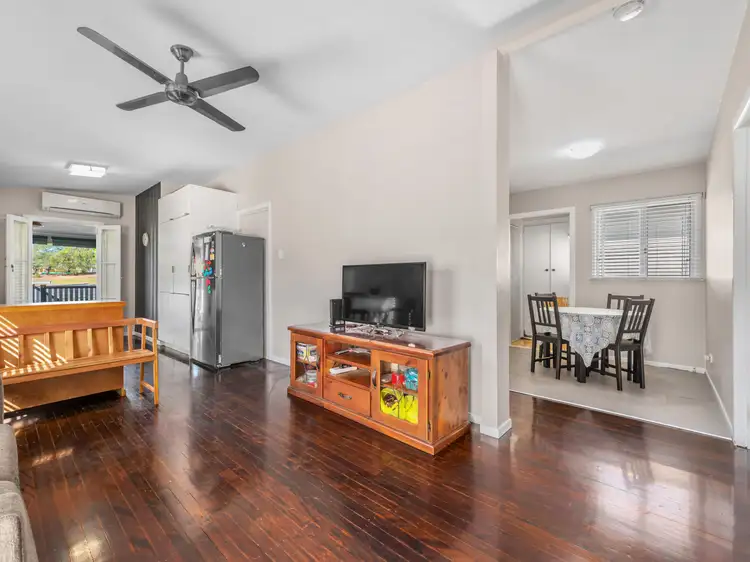 Sixth view of Homely house listing, 10 Asquith Street, Morningside QLD 4170