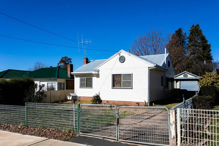 4 Bardia Avenue, Orange NSW 2800