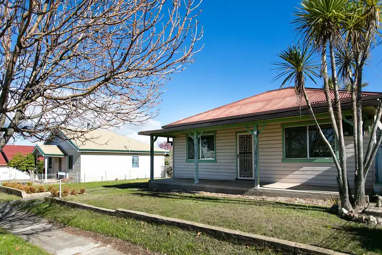303 Peisley Street, Orange NSW 2800