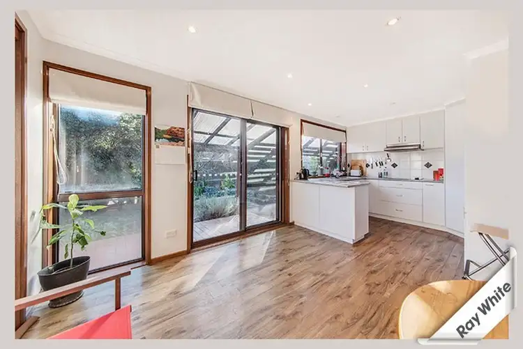 98 Dexter Street, Cook ACT 2614