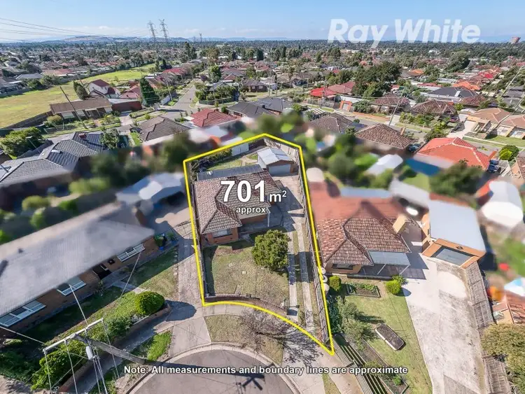 Second view of Homely house listing, 14 Philip Court, Thomastown VIC 3074