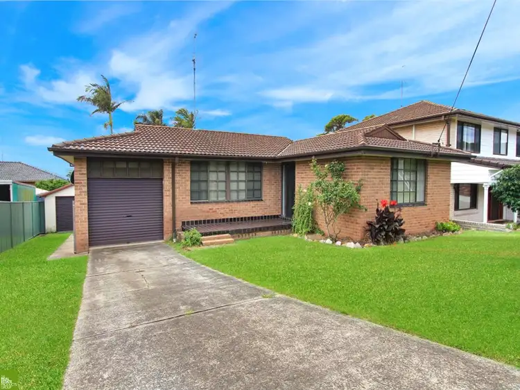 13 Loftus Drive, Barrack Heights NSW 2528