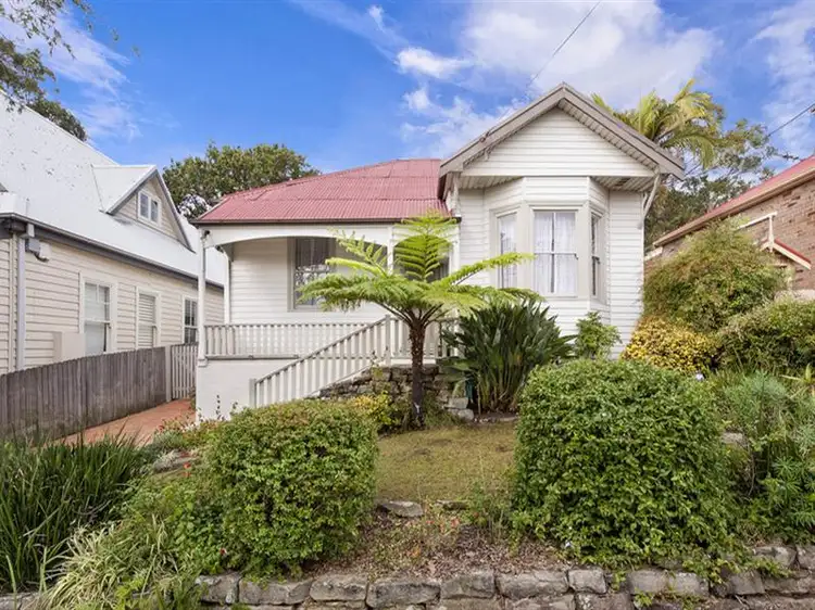 30 Carlotta Street, Greenwich NSW 2065
