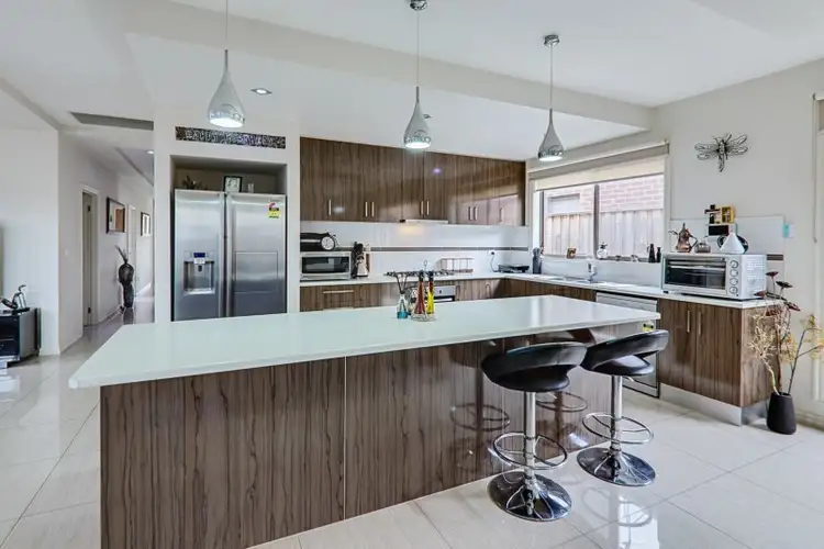 Second view of Homely house listing, 2 Edenvale Boulevard, Wollert VIC 3750