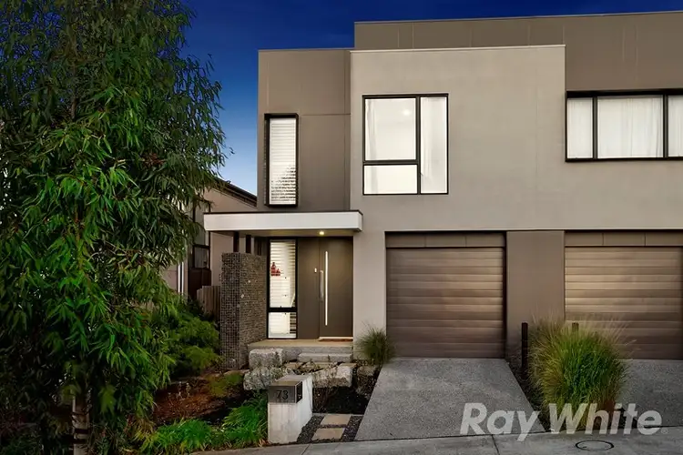 73 Muyan Circuit, Burwood VIC 3125