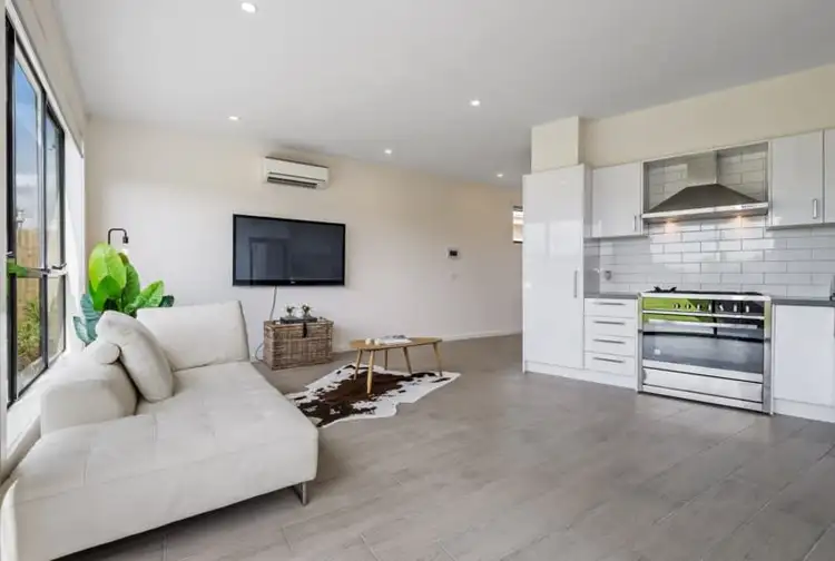 Seventh view of Homely townhouse listing, 2/16 Joan Court, Reservoir VIC 3073