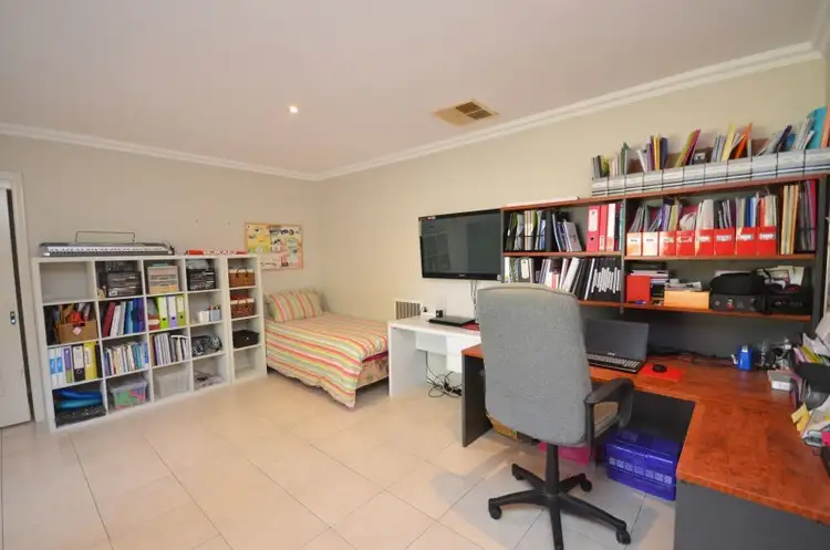 Sixth view of Homely house listing, 2 Westin Place, Echuca VIC 3564