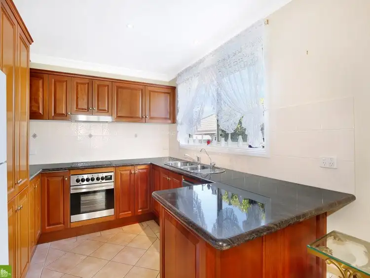 Third view of Homely villa listing, 3/27 Hunter Street, Balgownie NSW 2519