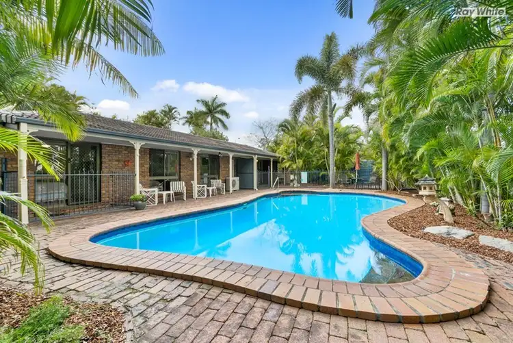 14 Buscall Court, Sinnamon Park QLD 4073