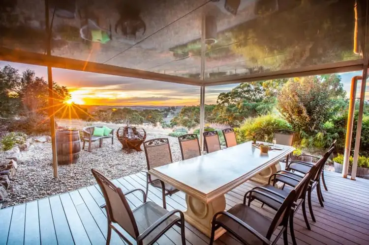 14 Nicklaus Court, Clare SA 5453